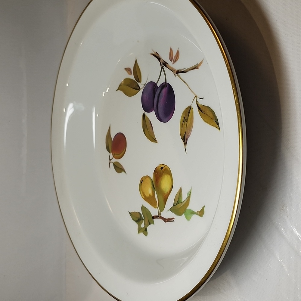 #1)Vintage Royal worcester evesham gold trim  Pie Plate